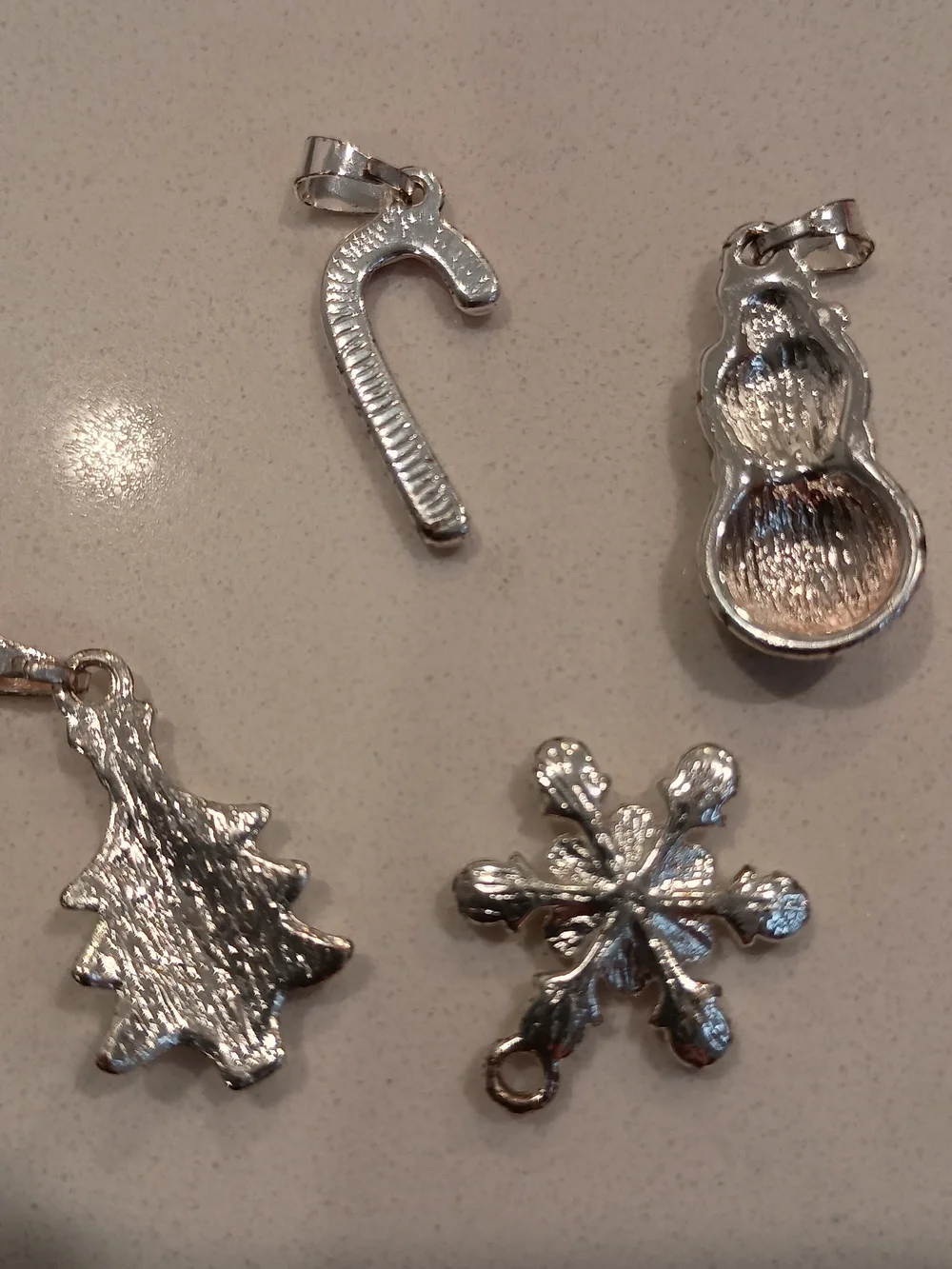 Lot Of 4 Silver Tone Christmas Winter Charms With Rhinestones * Pre-Owned *